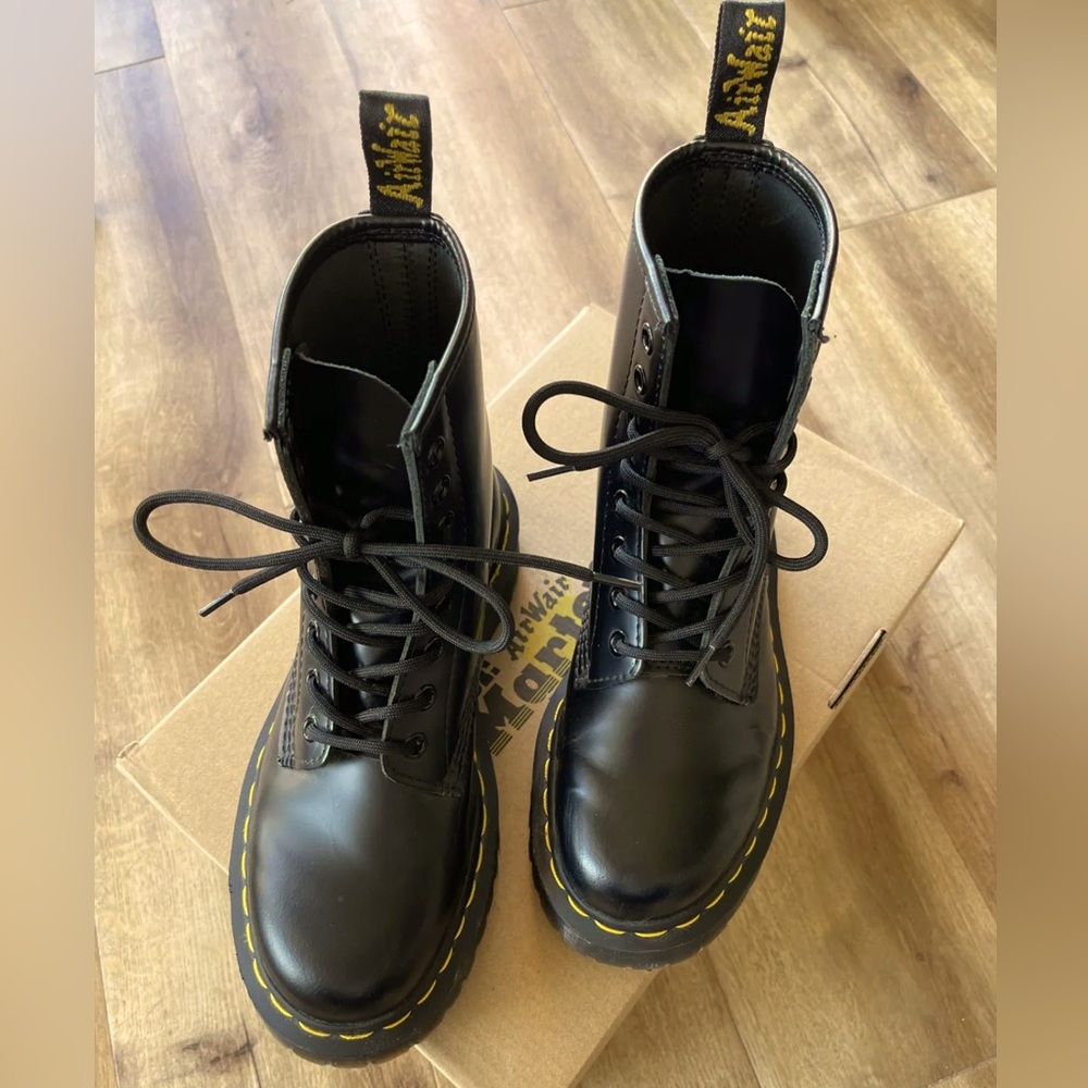 DR. MARTENS 1460 BEX Smooth Leather Platform Boots | Black | EU 37